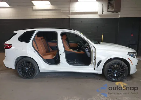 2022 BMW X5 Sdrive40I z USA, uszkodzony, nr VIN 5UXCR4C00N9K56646